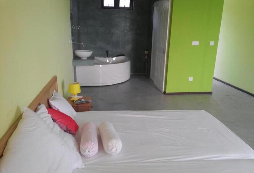 اتاق استاندارد با تخت بزرگ, Le Pandanus