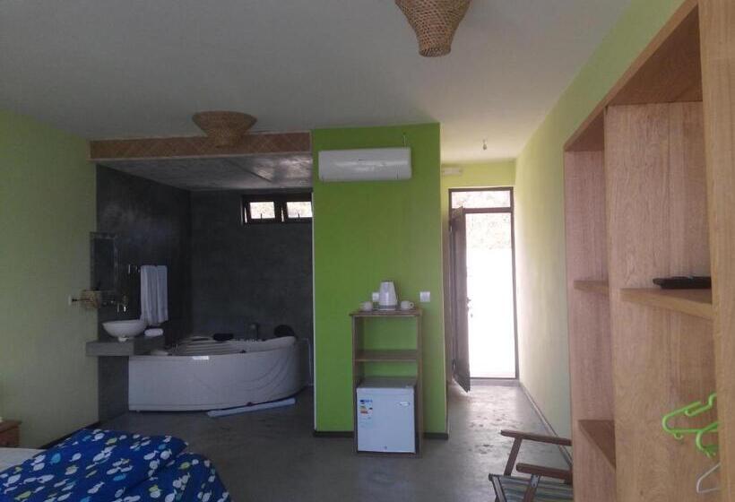 اتاق استاندارد با تخت بزرگ, Le Pandanus