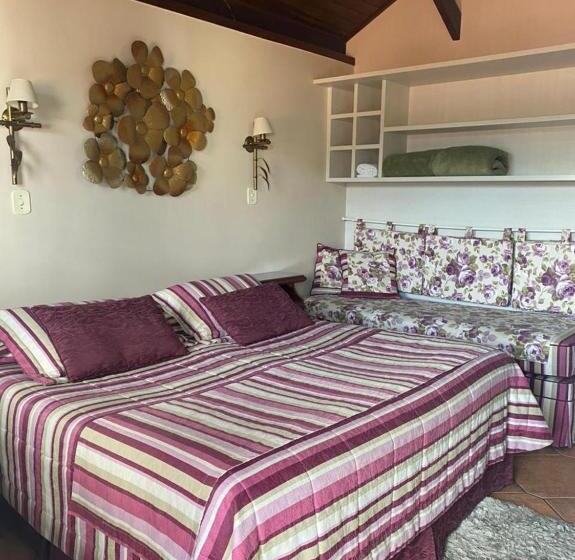 Chambre Triple Standard, Pousada Ararinha Azul