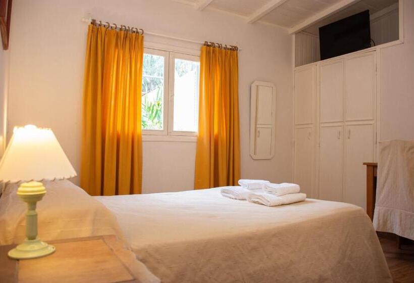 Четырехместный Номер Стандарт, Hostería La Viña