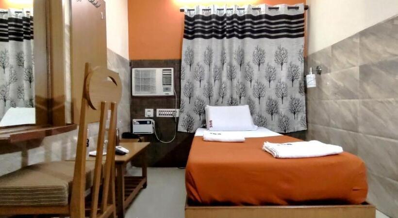 Номер Deluxe Одноместный, Sarovara Deluxe Rooms