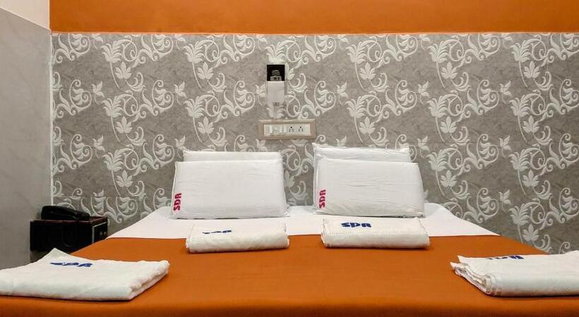 豪华房间, Sarovara Deluxe Rooms