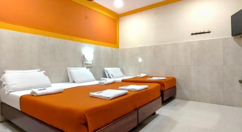 Quarto Triplo Deluxe, Sarovara Deluxe Rooms