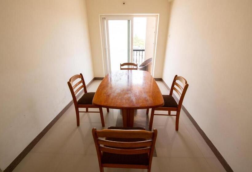 Апартаменты 3 Спальни, High Point Serviced Apartment