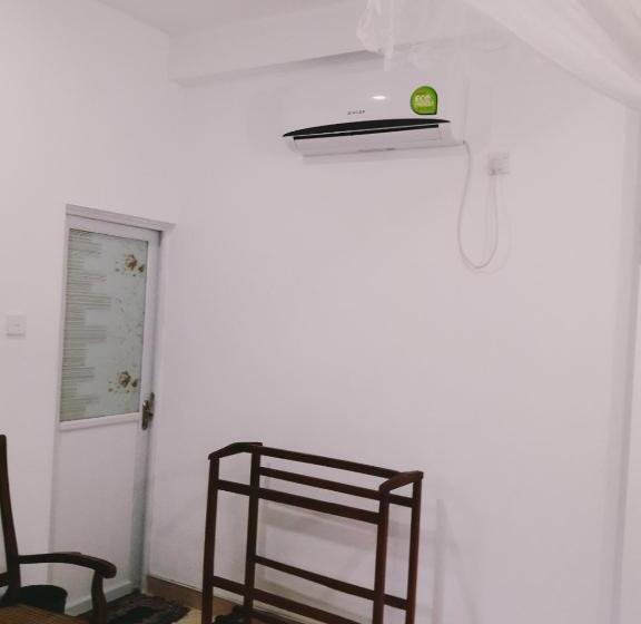 غرفة ديلوكس, Royal Resort