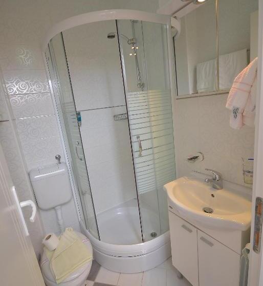 آپارتمان 1 خوابه با چشمانداز دریا, Vila Margot