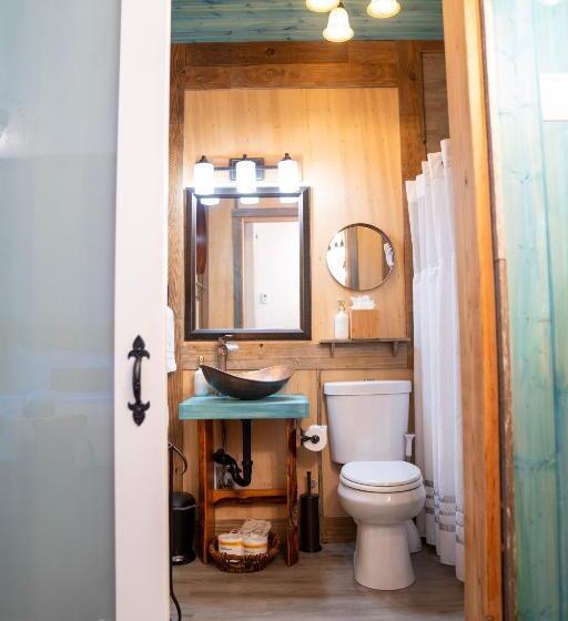 جناح ديلوكس, Homer Inn & Spa