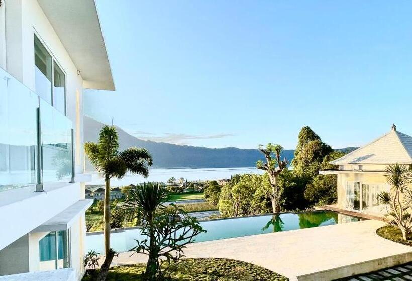 Deluxe Szoba Kind Size Bed, Volcano Terrace Bali