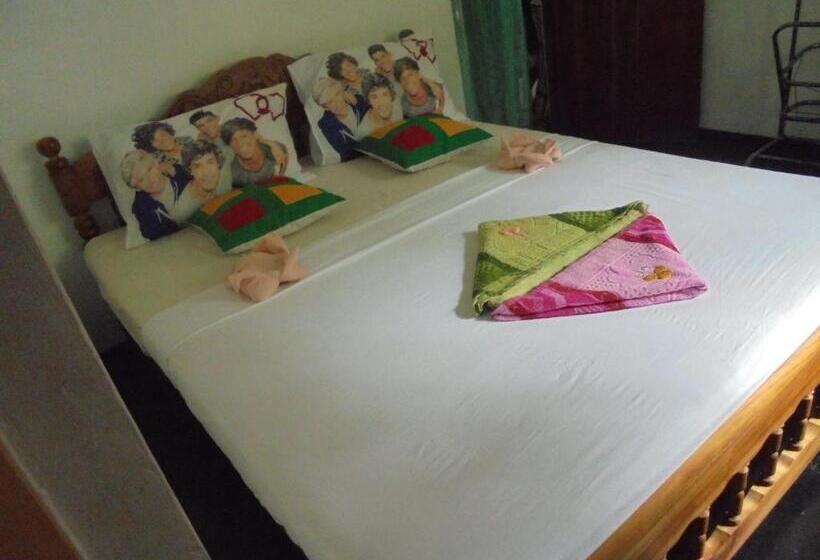 Номер Стандарт, Ath Hala Safari Resort