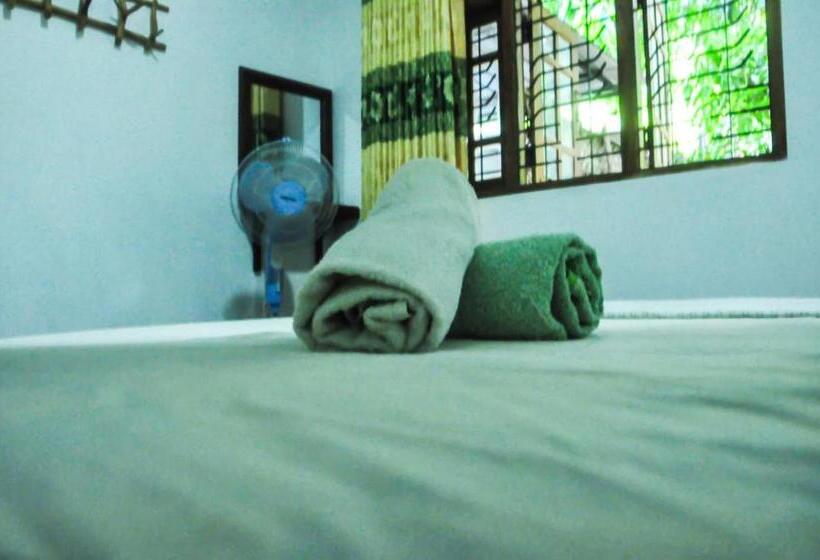 Семейный Номер, Ath Hala Safari Resort