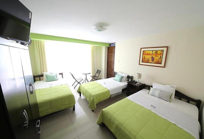 غرفة قياسية ثلاثية, Hostal Florida