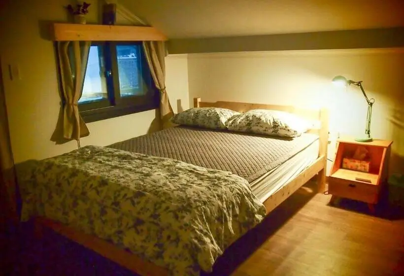 バス共有のスタンダードルーム, Mua Guesthouse