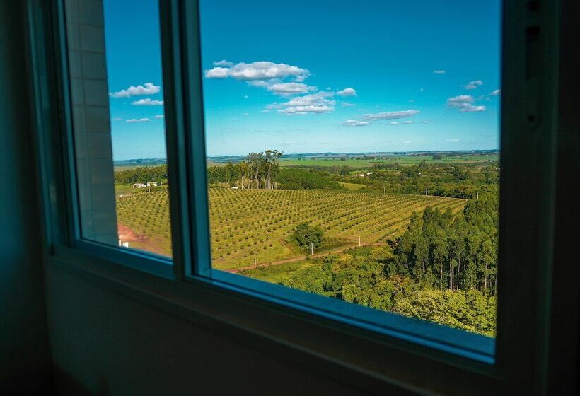 חדר סטנדרט לשלושה, Recanto Maestro