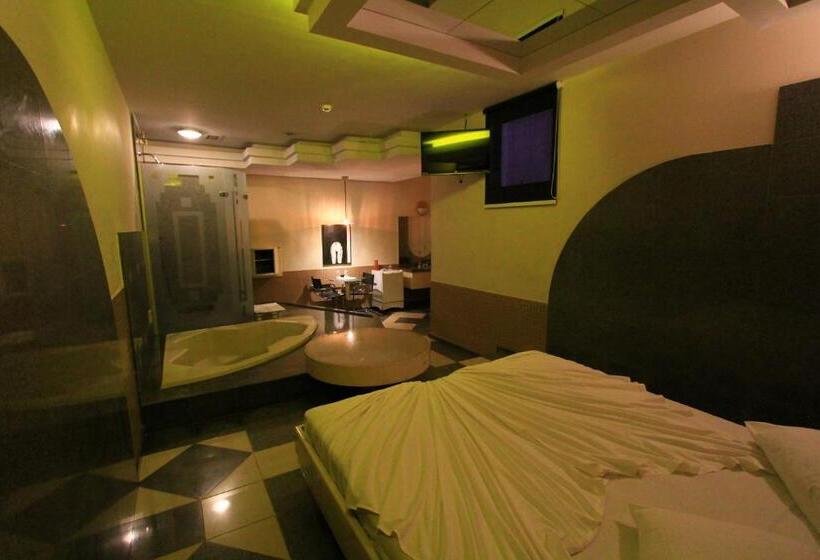 豪华房间, Movie Inn Motel E Hospedagem