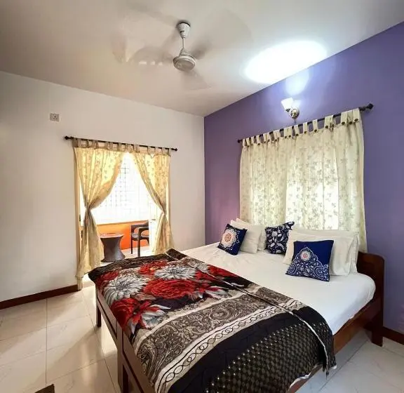 Camera Deluxe con Balcone, Skyview Villa