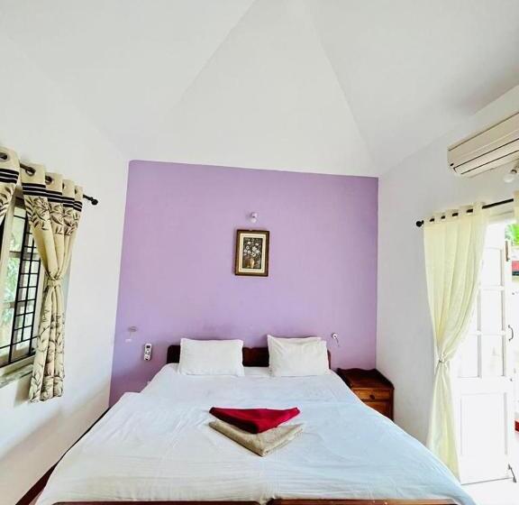 Quarto Deluxe com Sacada, Skyview Villa