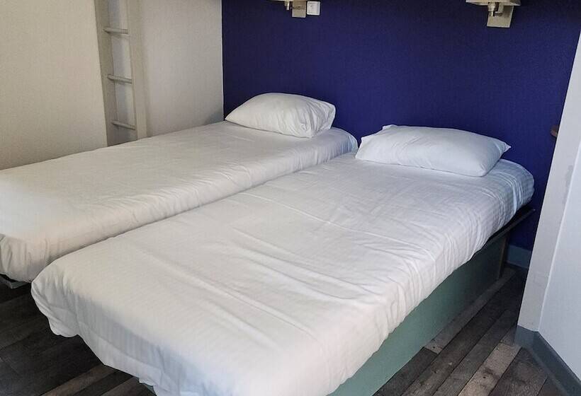 Номер Стандарт Трехместный, Fasthotel Avignon Nord Le Pontet