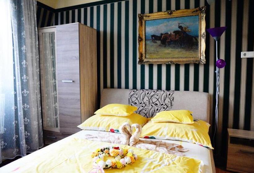 חדר דלוקס, Jocó Panzió