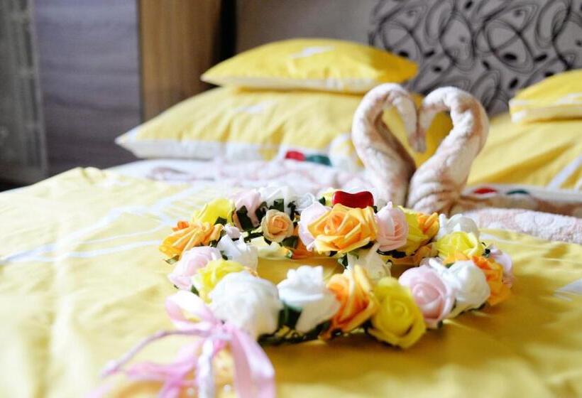 디럭스 룸, Jocó Panzió