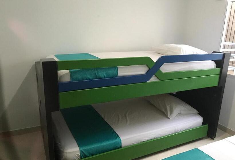 Apartamento 1 Dormitório com Sacada, Mayva Aprta