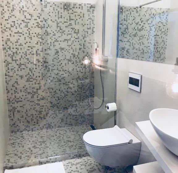 آپارتمان 1 خوابه با چشمانداز دریا, Apartments & Rooms Artemus Belveder