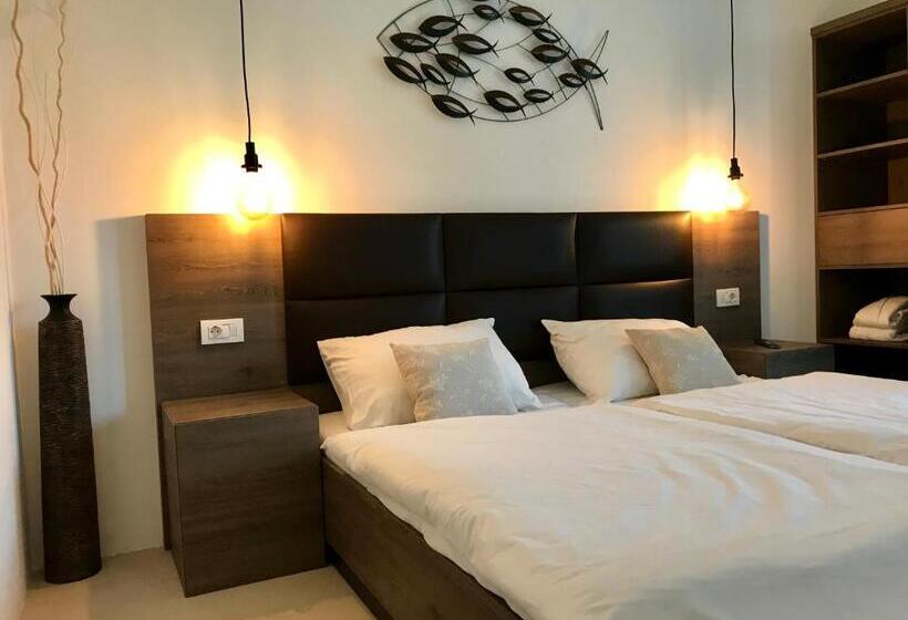 آپارتمان 1 خوابه با چشم‌انداز دریا, Apartments & Rooms Artemus Belveder