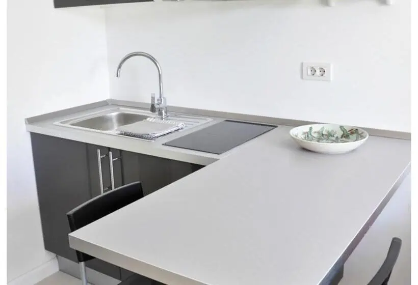 استودیوی استاندارد, Apartments & Rooms Artemus Belveder