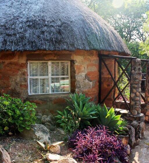 کلبه ییلاقی, Limerick Cottages