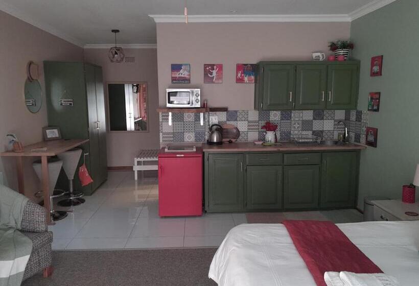 חדר דחוקס עם מיטת קינג, Longtom Farm Guesthouse