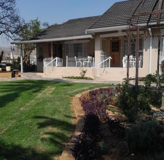 חדר סטנדרט נוף לגינה, Longtom Farm Guesthouse