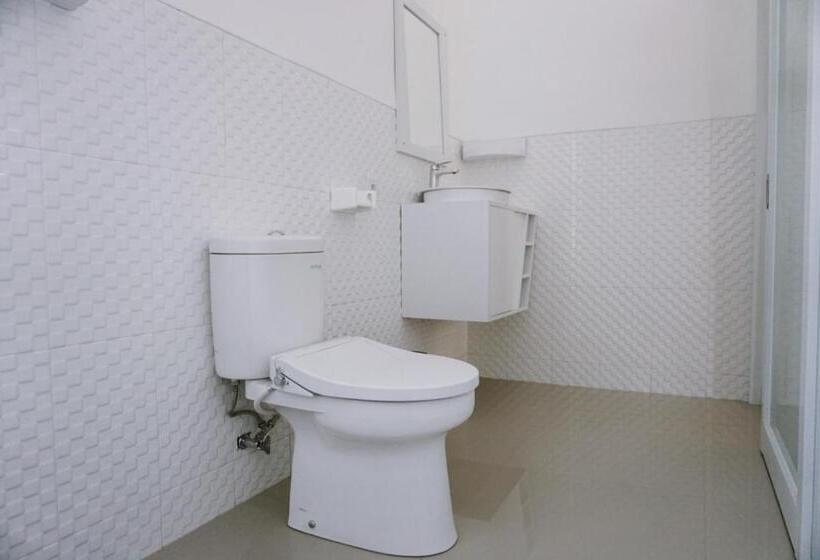 スタンダードスタジオ, Vande Guest House