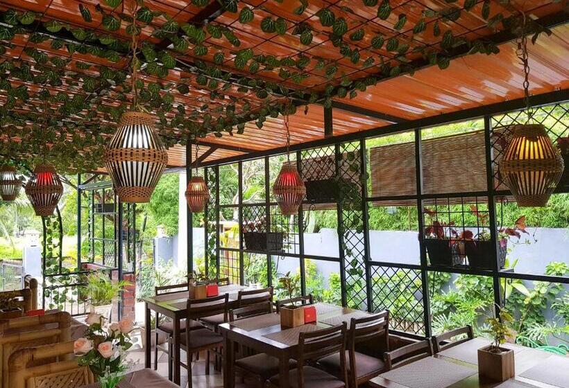 Кровать в Общей Комнате, Nipah Villas