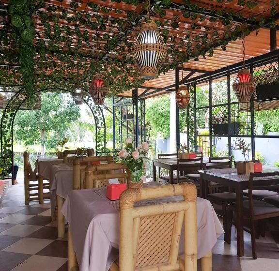 共用房间的床, Nipah Villas