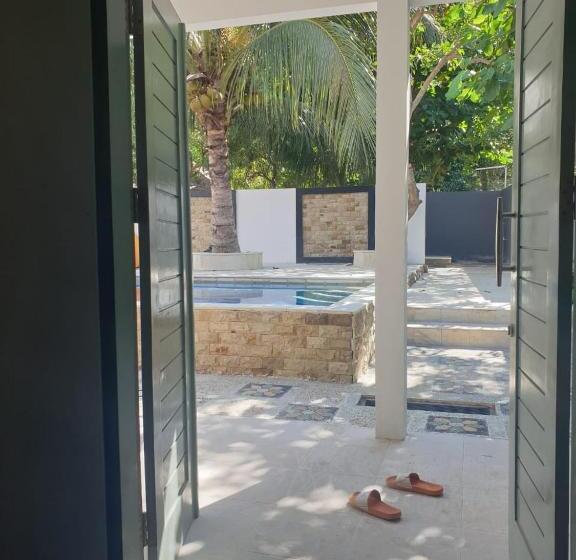 Кровать в Общей Комнате, Nipah Villas