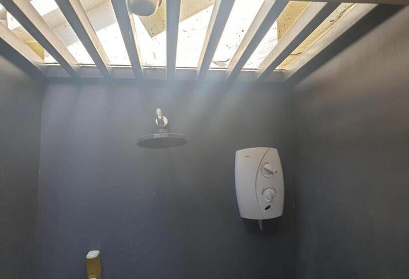 共用房间的床, Nipah Villas