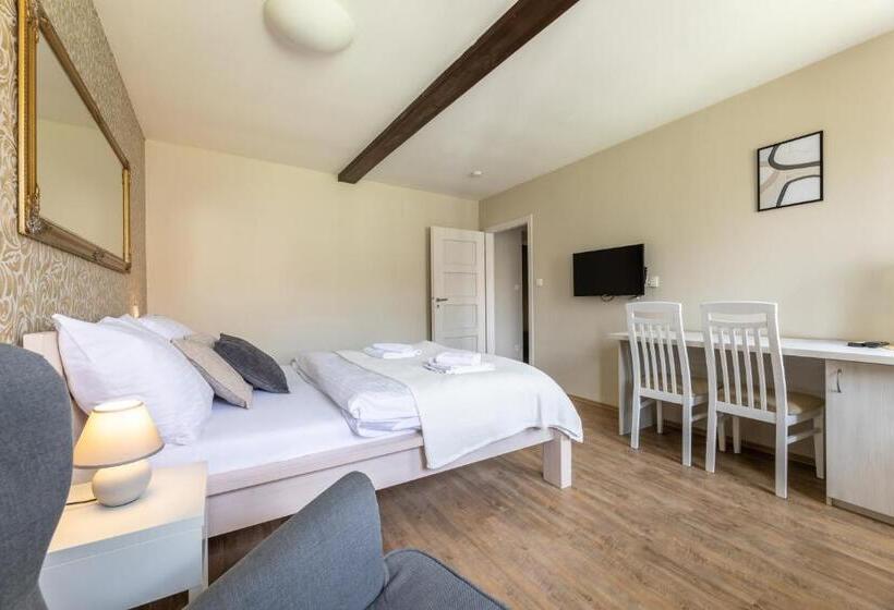 اتاق لوکس, Apartmány U Pavla