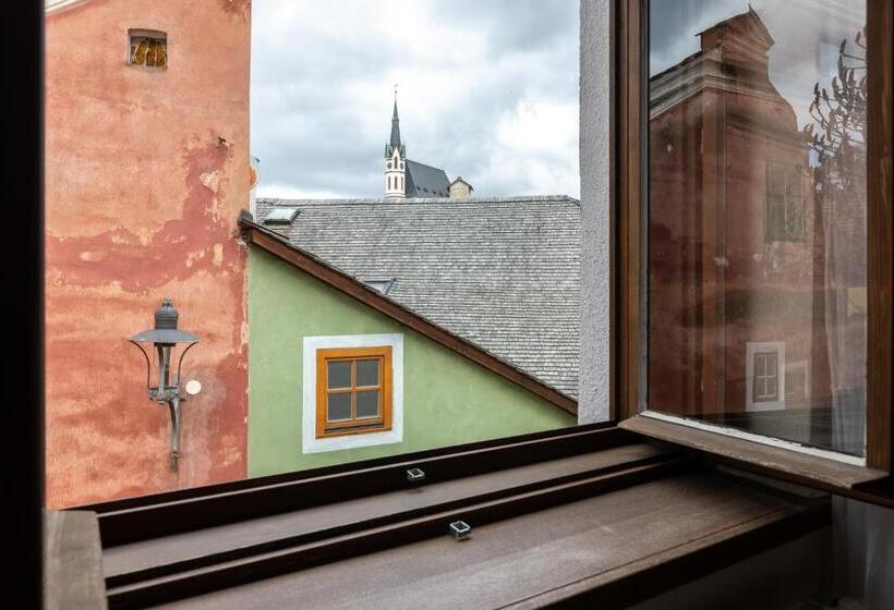 اتاق لوکس, Apartmány U Pavla