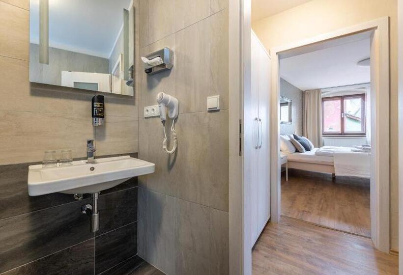 اتاق لوکس, Apartmány U Pavla