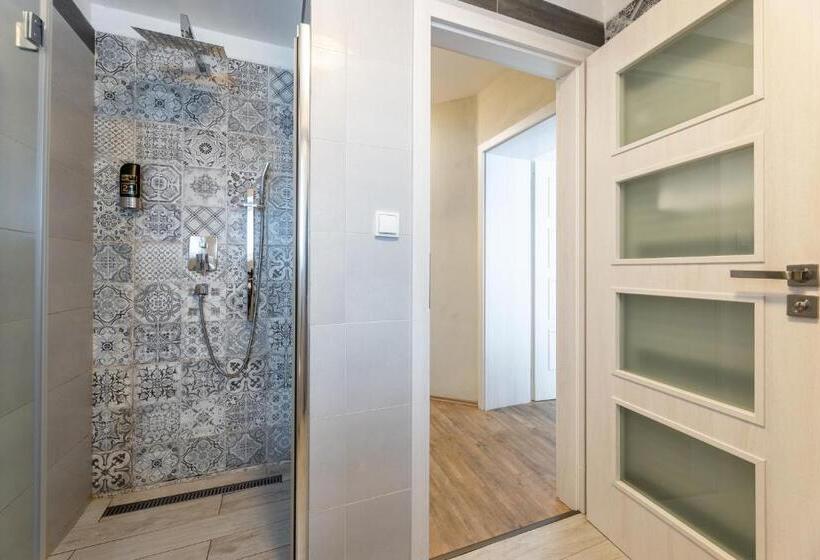 اتاق لوکس, Apartmány U Pavla