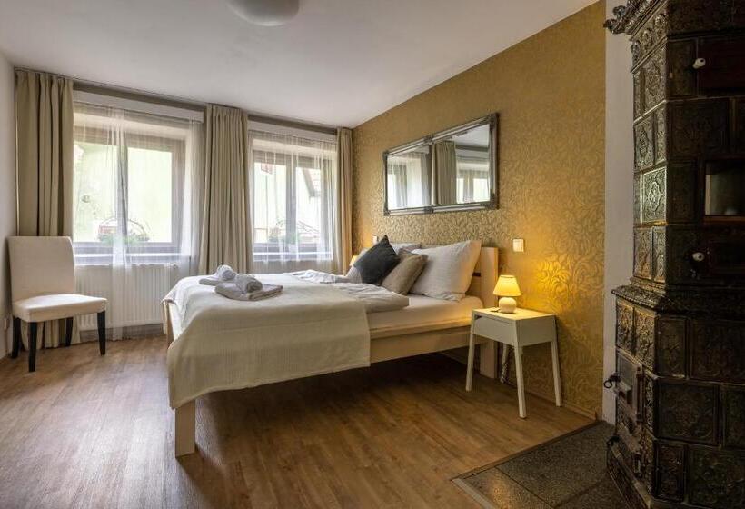 اتاق لوکس, Apartmány U Pavla