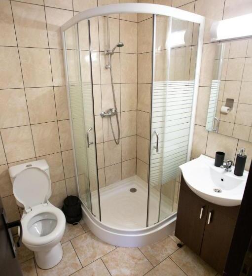 חדר משפתחתי סופריור, Daddy House