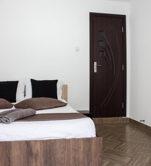 חדר סטנדרט, Daddy House