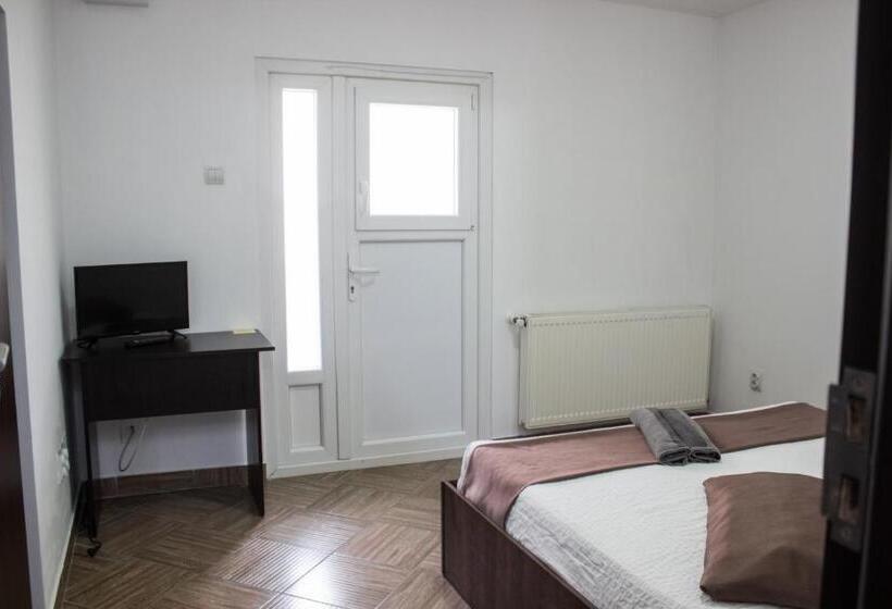 חדר סטנדרט, Daddy House