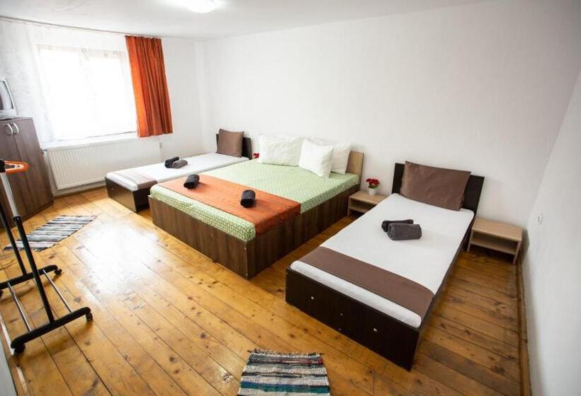 סוויטת 2 חדרי שינה, Daddy House