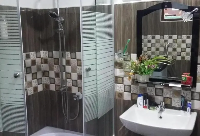 Economy Yhden Hengen Huone, Travel Bird Villa   Foreign Bookings Only
