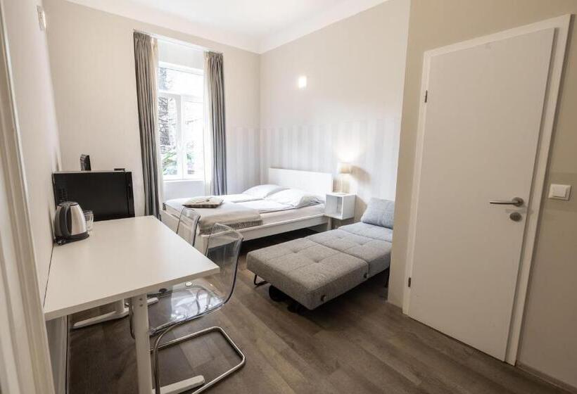 اتاق استاندارد سه نفره, 4flats