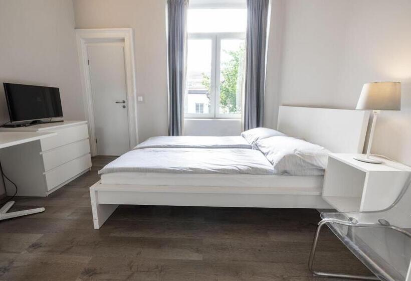 اتاق استاندارد, 4flats