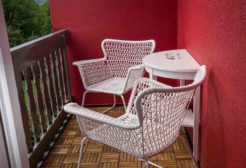 דירת דלוקס 3 חדרי שינה, Fewo Löwenherz