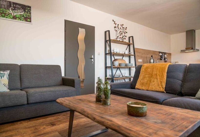 דירת דלוקס 2 חדרי שינה, Fewo Löwenherz