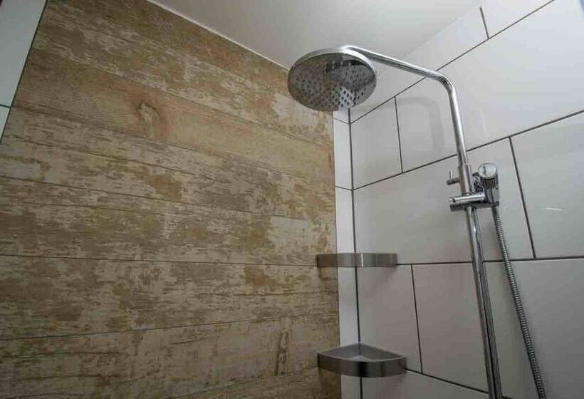 דירת דלוקס 2 חדרי שינה, Fewo Löwenherz